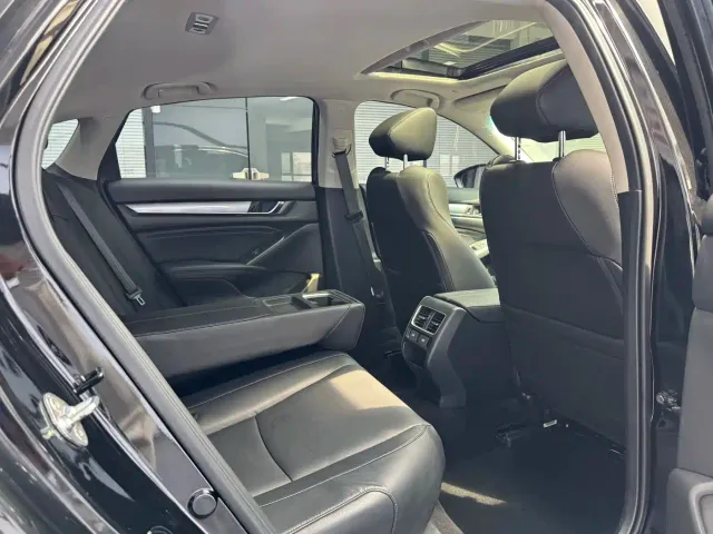 Honda Accord — Фото автомобиля 14