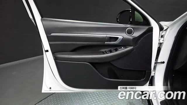 Hyundai Sonata Sonata Edge(DN8) 2.0 LPG(Коммерческий) — Фото автомобиля 24
