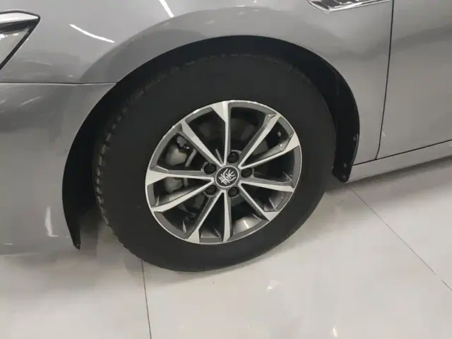 BYD Qin PLUS — Фото автомобиля 6