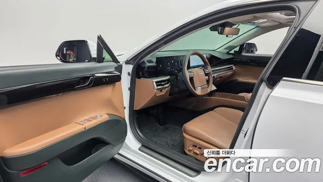 Hyundai Grandeur GN7 — Фото автомобиля 15