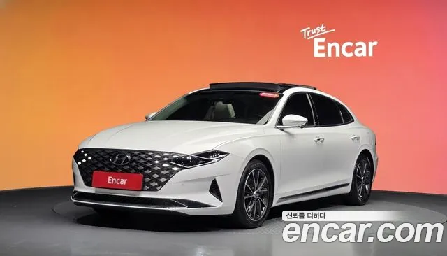 Фотография автомобиля — Hyundai Grandeur New