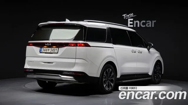 Kia Carnival 4th Gen — Фото автомобиля 2