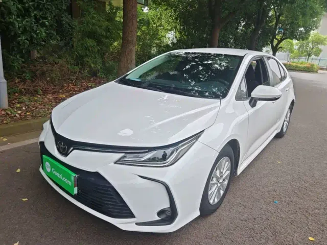 Фотография автомобиля — Toyota Corolla
