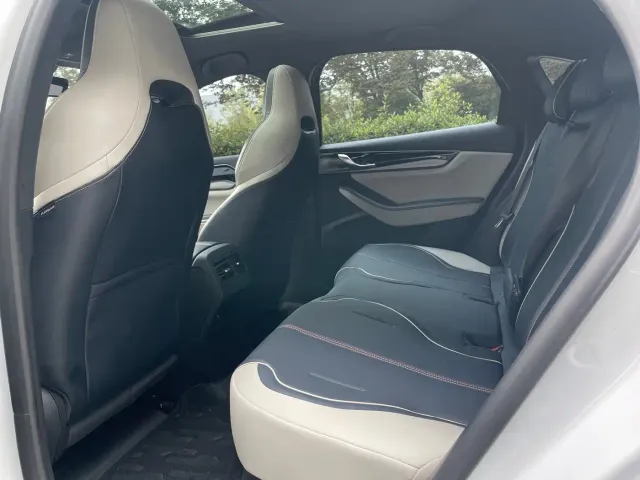BYD Qin PLUS — Фото автомобиля 6