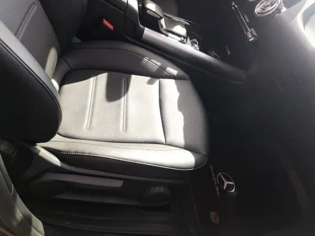 Mercedes-Benz EQA — Фото автомобиля 7