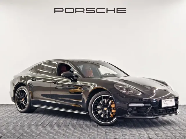 Porsche Panamera — Фото автомобиля 3