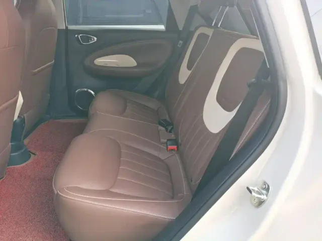 Wuling Bingo — Фото автомобиля 16