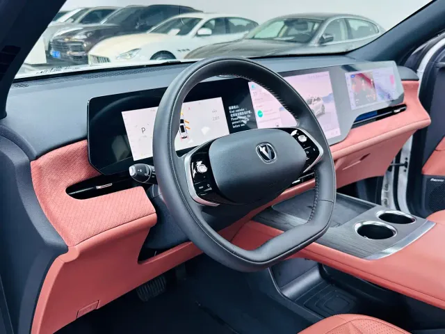 Changan CS75 Plus — Фото автомобиля 5
