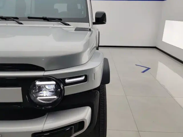 iCAR V23 — Фото автомобиля 4