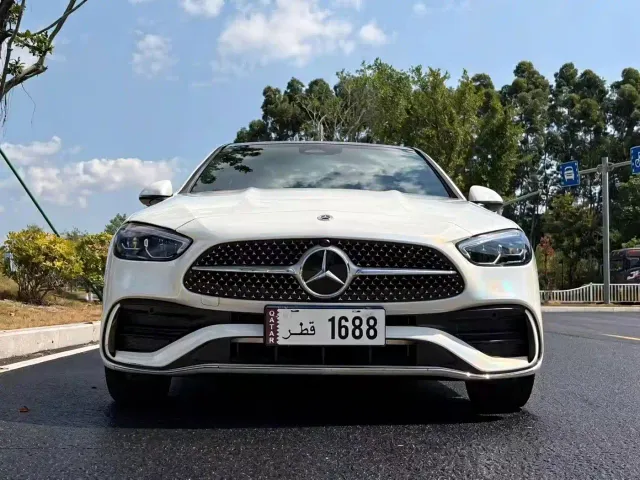 Mercedes-Benz C-Class — Фото автомобиля 2