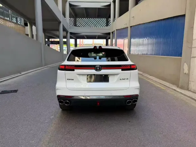 Changan Changan UNI-K 2021 Model 2.0T Luxury Type — Фото автомобиля 5
