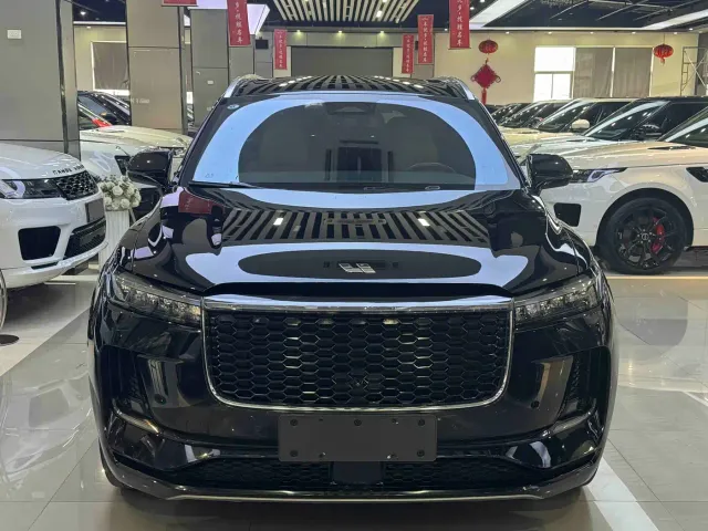 Li Auto ONE — Фото автомобиля 2