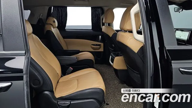 Kia Carnival 4th Gen — Фото автомобиля 12
