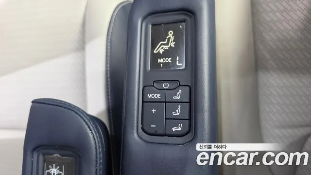 Kia Carnival — Фото автомобиля 23