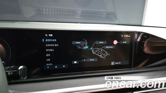 Hyundai Grandeur GN7 — Фото автомобиля 22