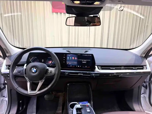 BMW X1 — Фото автомобиля 11