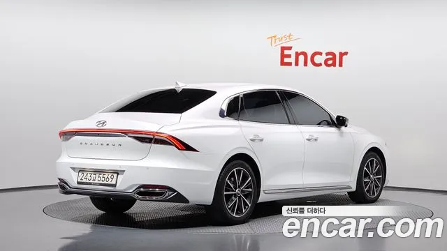 Hyundai Grandeur Grandeur (New) — Фото автомобиля 2