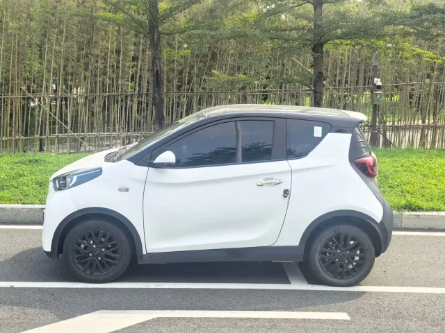 Chery eQ1 — Фото автомобиля 7