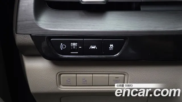Kia Canival Carnival 4 поколение Бензин 9 мест Prestige — Фото автомобиля 18