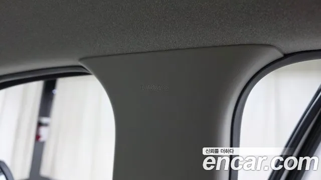 Kia Niro The All New — Фото автомобиля 29