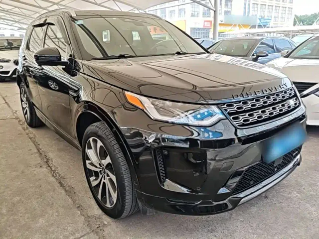Land Rover Discovery Sport — Фото автомобиля 3