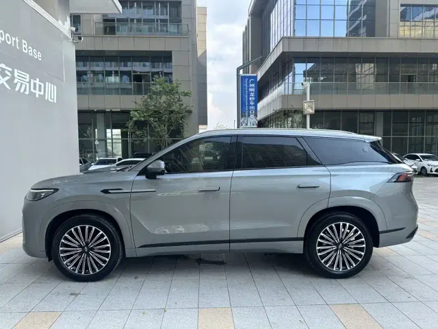 Chery Tiggo 9 — Фото автомобиля 3
