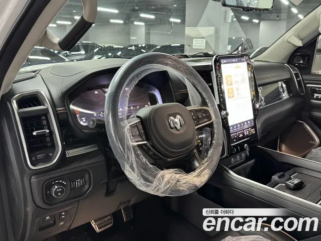 Dodge Ram Pick Up — Фото автомобиля 4