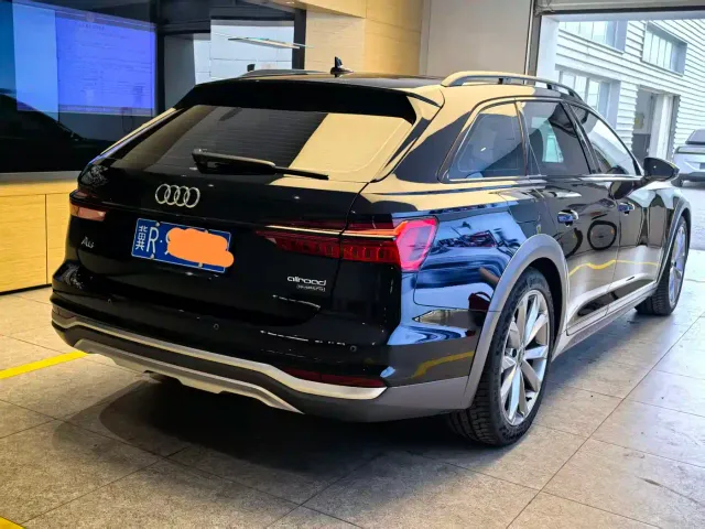 Audi A6 — Фото автомобиля 4