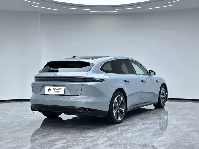 Nio ET5 Touring — Фото автомобиля 5