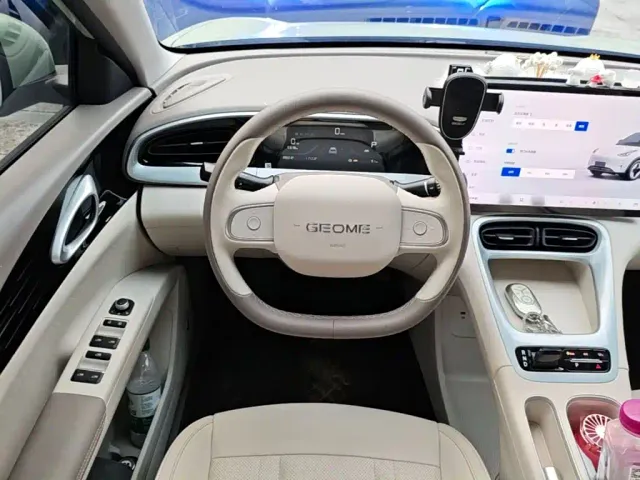 Geely Starry Wish — Фото автомобиля 10