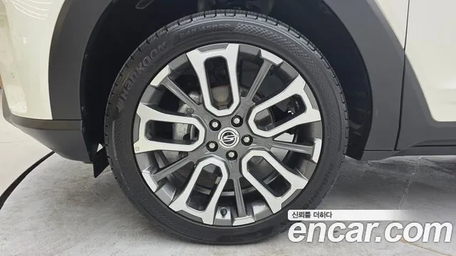 KG_Mobility_Ssangyong Torres Torres Бензин 1.5 2WD — Фото автомобиля 2