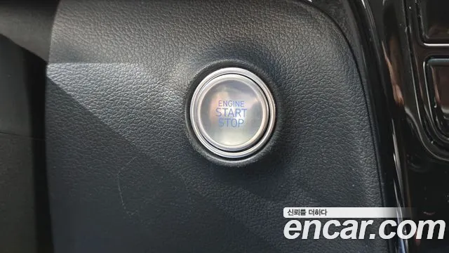 Hyundai Staria Staria 4WD Lounge 9 мест — Фото автомобиля 12