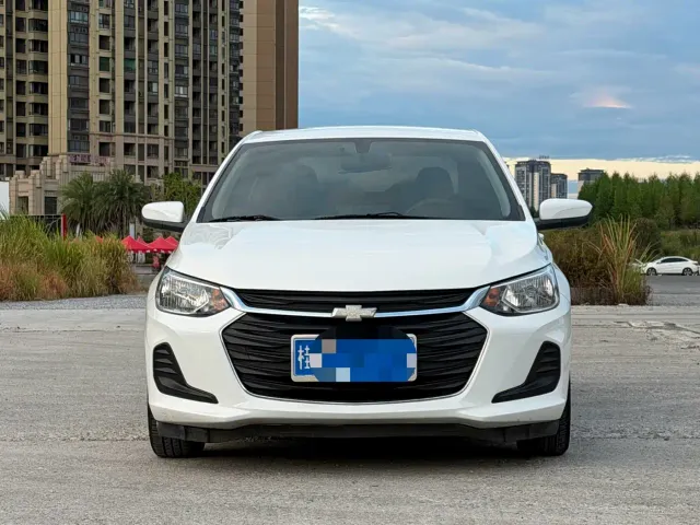 Chevrolet Cavalier — Фото автомобиля 2