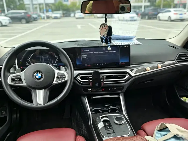 BMW 3 Series — Фото автомобиля 2