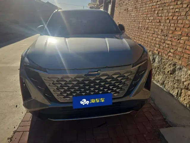 Changan Z6 — Фото автомобиля 2