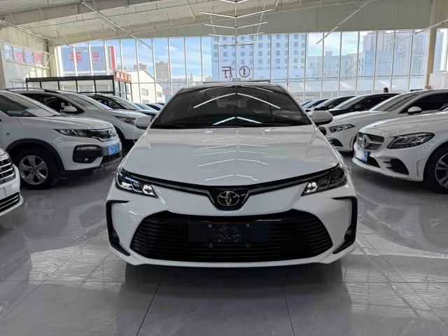 Toyota Corolla — Фото автомобиля 2