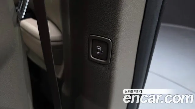 Kia Canival Carnival 4 поколение Бензин 9 мест Hi-Limousine — Фото автомобиля 25