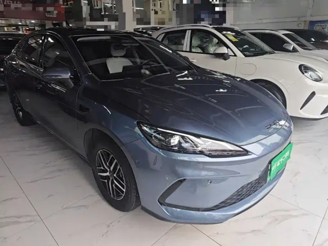 BYD Seal 05 DM-i — Фото автомобиля 3