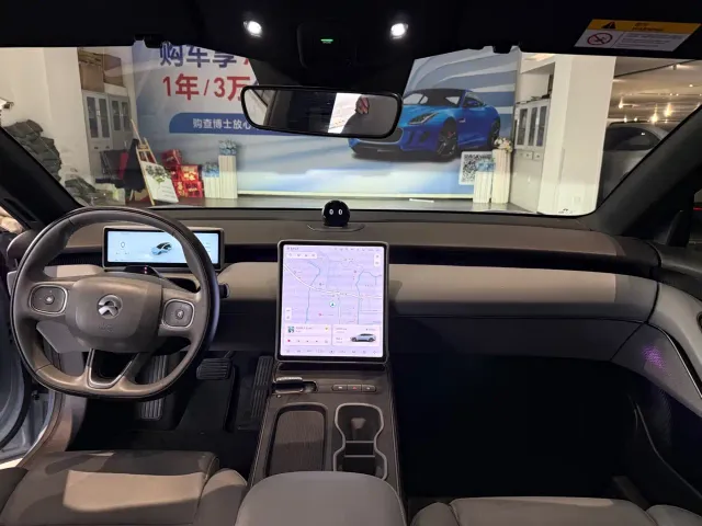 Nio ET5 Touring — Фото автомобиля 6