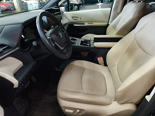 Toyota Granvia — Фото автомобиля 6