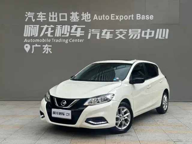Фотография автомобиля — Nissan Tiida