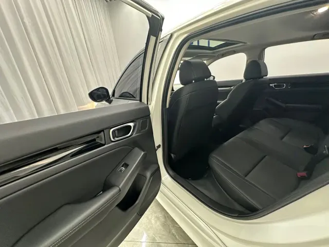 Honda Civic — Фото автомобиля 8