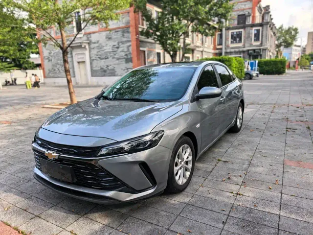 Chevrolet Monza — Фото автомобиля 2