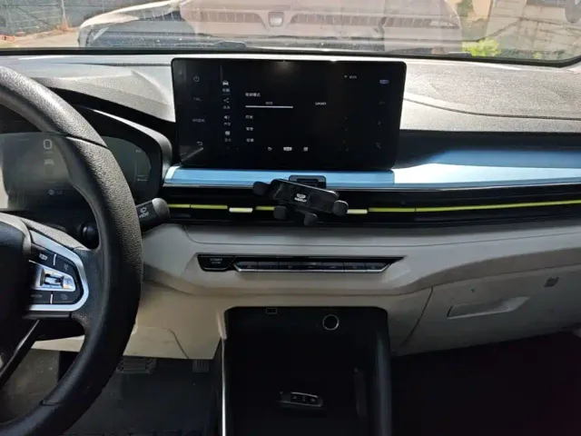 Geely Geometry EX3 Kung Fu Bull — Фото автомобиля 12