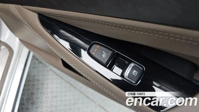 Kia K8 K8 Hybrid — Фото автомобиля 24