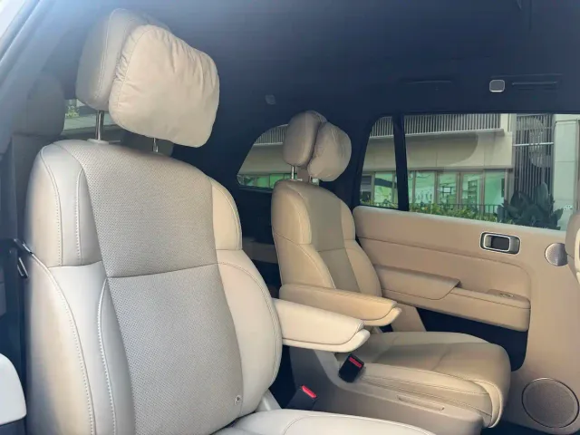 Li Auto L9 — Фото автомобиля 10