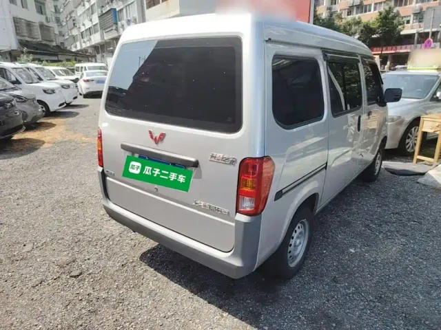 Wuling Zhiguang — Фото автомобиля 6