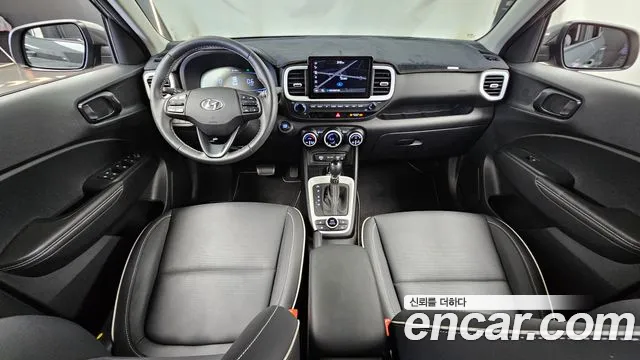 Hyundai Venue — Фото автомобиля 7