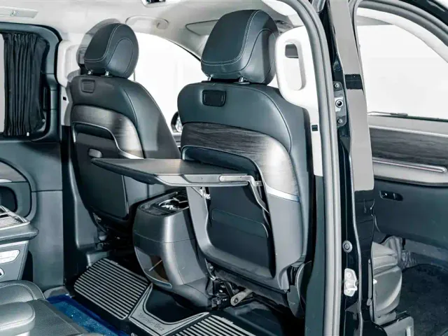 Mercedes-Benz V-Class — Фото автомобиля 21