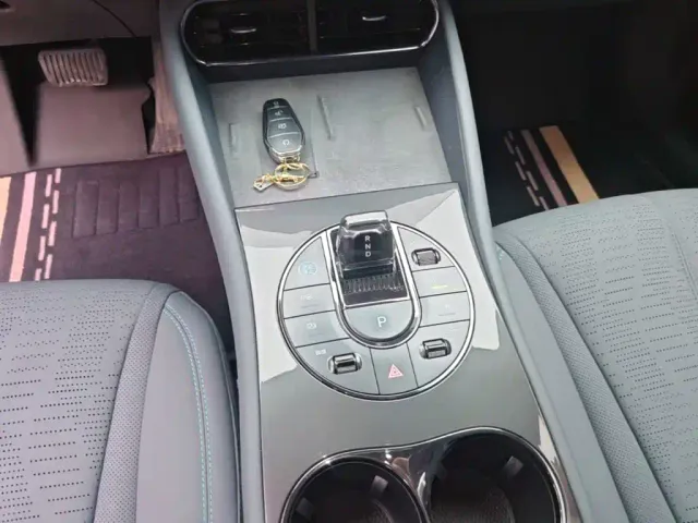 BYD Seal 06 GT — Фото автомобиля 13